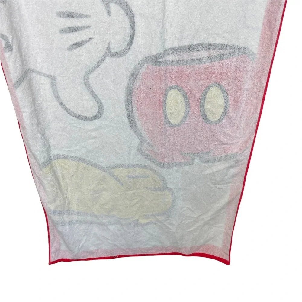 Disney Parks Mickey Mouse Large Size Beach Towel Super Soft 34”x64” Graphic Red